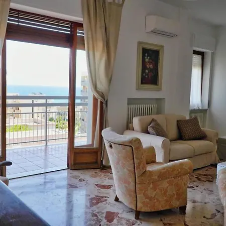 Levante Apartamento
